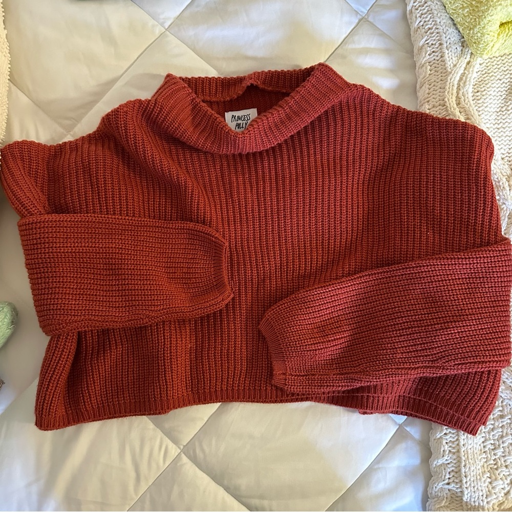 Knit cropped sweater